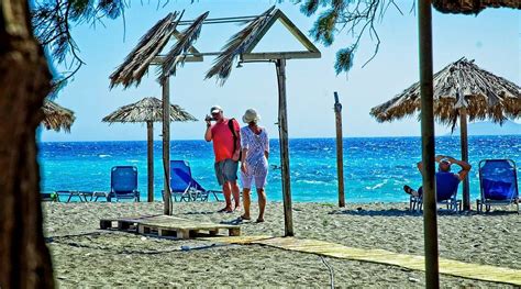 OHG RED CASTLE VILLAGE (Kokkinos Pirgos) - Inn Reviews & Photos ...
