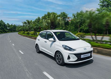 Hyundai Grand i10 Hatchback 1.2 MT Tiêu chuẩn