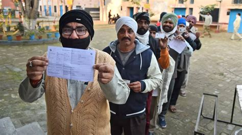 Supreme Court to hear plea seeking FIR against political parties for ...