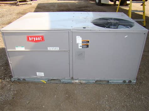 Bryant 4 TON 78,499 BTU Air Conditioning Unit 460v | Joseph Fazzio ...