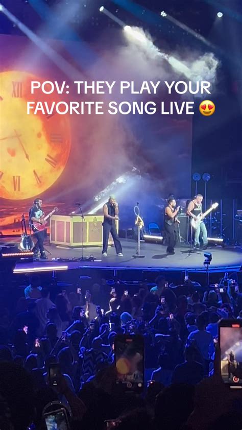 Jesenia Echeverria (@jeseniaecheverriaa) - Urlebird