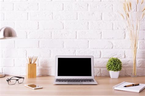 Destop and Laptop 的图像结果