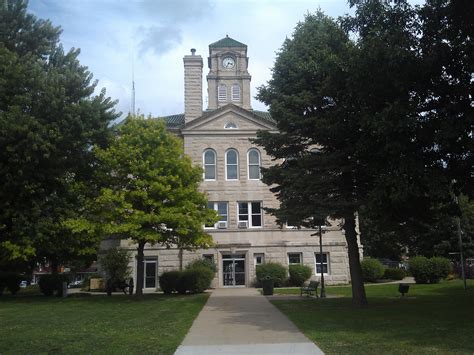 Elevation of Centerville, IA, USA - Topographic Map - Altitude Map