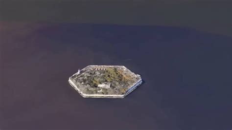 Fort Carroll: Directions, Entry Info & Best Viewing Spots - CityBit Travel