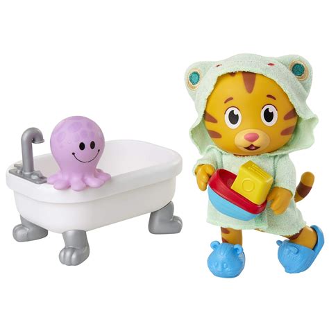 Buy Daniel Tiger's Neighborhood Bath Time Daniel Tiger Figure is 7 ...