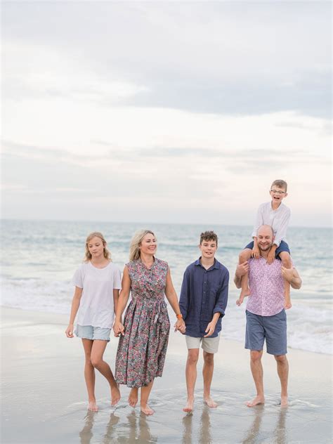 Family Beach Photos in Garden City Beach SC - Pasha Belman