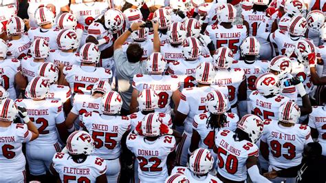 Western Kentucky routs Northern Alabama 55-6