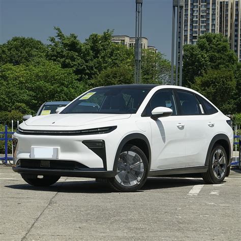 奇瑞iCAR V23 2025款 301两驱青春版和东风风神 SKY EV01 2024款 改款 440km 真香版和睿蓝汽车 睿蓝7 2024款 450km 财富版和哪吒汽车 哪吒U ...