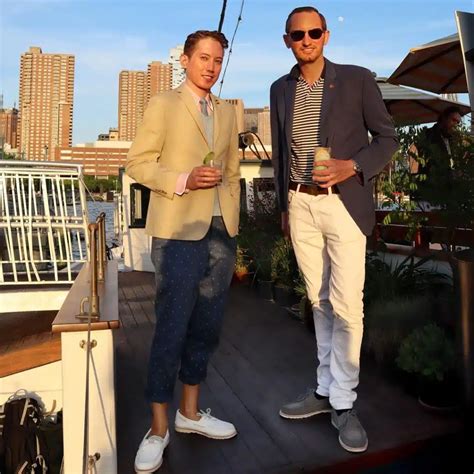 Resort Casual Attire: Easy Off-Duty Style - The Modest Man