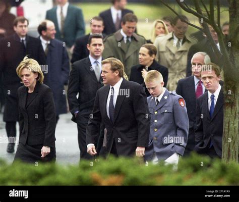 KRT US NEWS STORY SLUGGED: EARNHARDT KRT PHOTOGRAPH BY CHRISTOPHER A ...