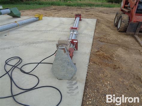 DMC 27' X 8" Grain Floor Unload Auger | Agriculture | BigIron