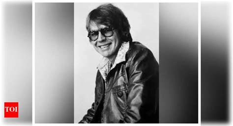 'Convoy' singer CW McCall passes away at 93 | English Movie News ...