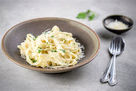 Fettuccine Alfredo Pronunciation In English at Erica Laforge blog
