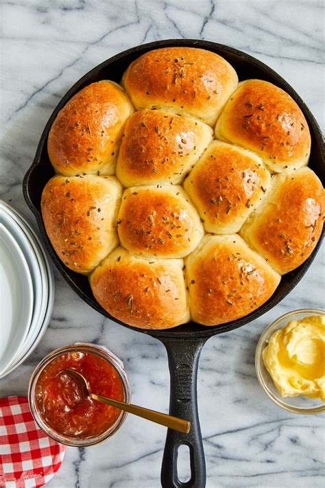 dinner rolls recipe by tasty