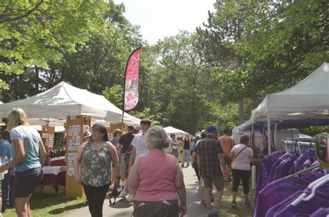 Art fairs take over Marquette | News, Sports, Jobs - The Mining Journal