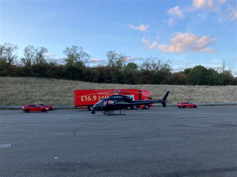 Postcode Lottery Advert Cast 的图像结果