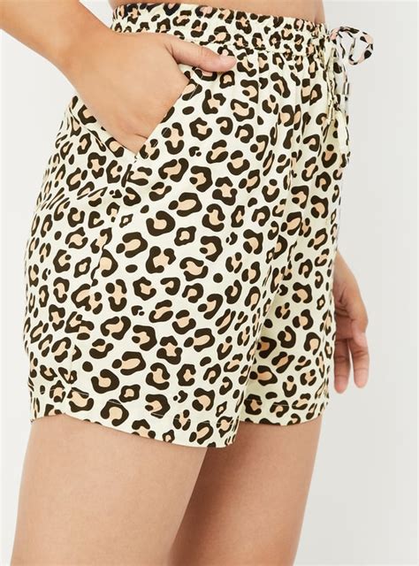 Buy Women Animal Print Shorts Online at just Rs. 399.0 - 1000015645065 ...