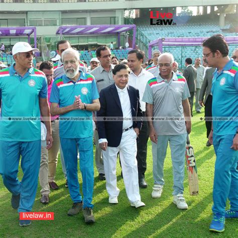 SCBA-XI Beat Chief Justice-XI In Annual Cricket Match [Video]