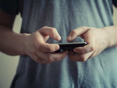 Florida police failed to unlock phone using a dead man's finger - but ...