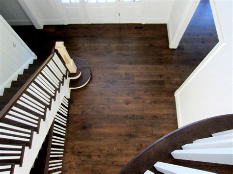 HARDWOOD FLOORING ACCLIMATION: WHAT IS IT AND HOW LONG DOES IT TAKE ...