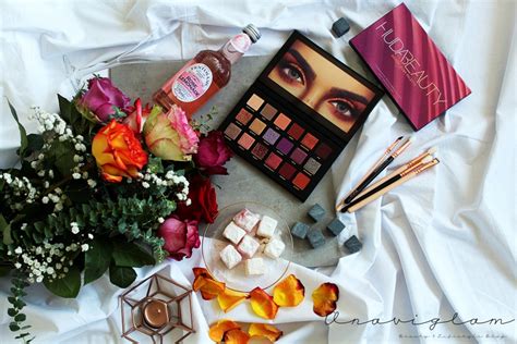 Huda Beauty | Desert Dusk Eyeshadow Palette | Anaviglam Beauty ...