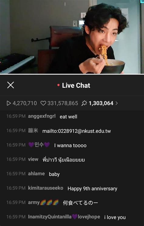 What's livestreaming??UwU - Brainly.in