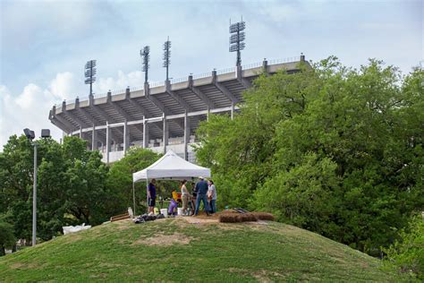 Who Built the LSU Campus Mounds Provides Insight into these Prehistoric ...