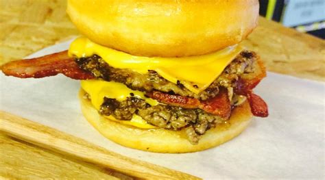 THE BUN AND BONES CLUB, Stockport - Restaurant Reviews, Phone Number ...