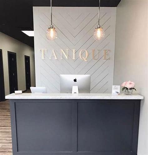 Reception Sign 的图像结果