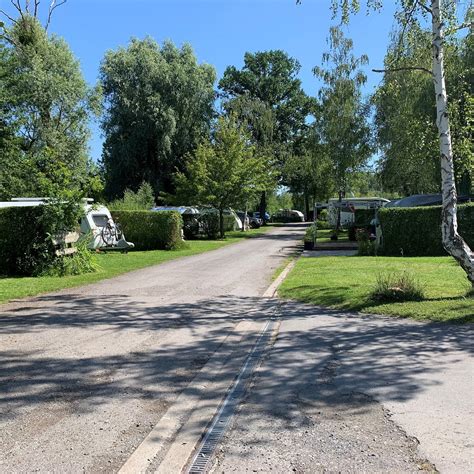CAMPING DU VIVIER AUX CARPES (Seraucourt-le-Grand) - Campground Reviews ...