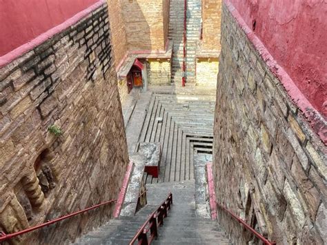 Lolark Kund Shivala Varanasi Uttar Pradesh