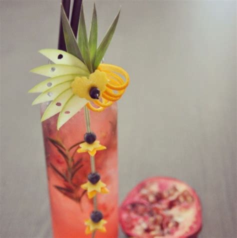 Cocktail Garnish | Cocktail garnish, Colorful drinks, Drink decorations