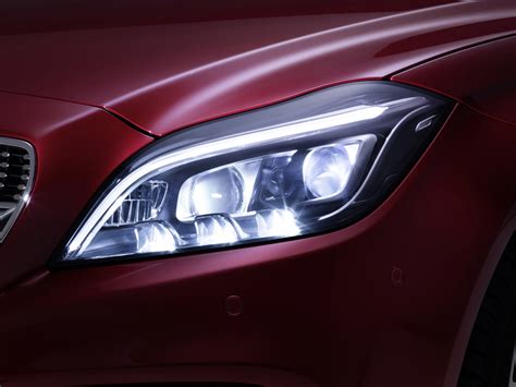 Mercedes to debut MULTIBEAM LED headlight technology on 2015 CLS