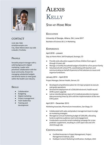 Stay-At-Home Mom Resume Examples and Templates for 2025 - ResumeTemplates.com