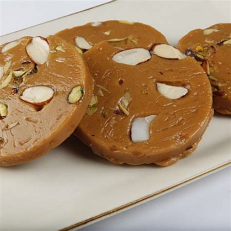 Sohan Halwa recipe : सोहन हलवा