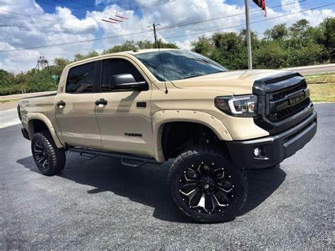 5TFHW5F16HX6***** VIN lookup for 2017 TOYOTA TUNDRA