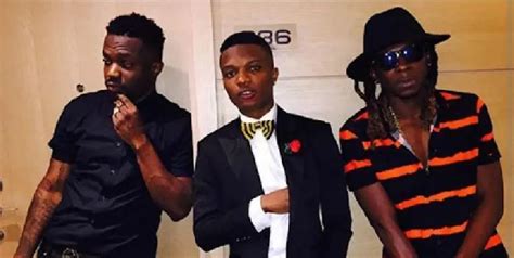 Efya, R2Bees chill with Wizkid but can’t join him on big stages – BullGod