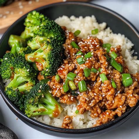 Honey Sriracha Ground Chicken and Broccoli - low sugar cooking