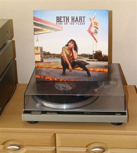 Beth Hart Fire On The Floor 2 | | hifi-forum.de Bildergalerie