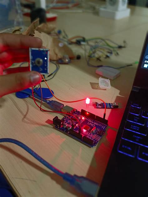 PIR Sensor without Arduino 的图像结果