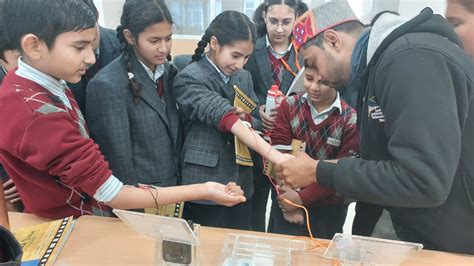 Tinkering Lab | Centre for Continuing Education