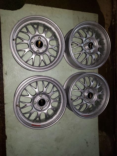 カローラツーリング純正ホイール