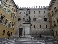 monte dei paschi di siena spider piazza salimbeni picture of monte dei paschi di monte dei paschi di siena spider piazza salimbeni picture of monte dei paschi di