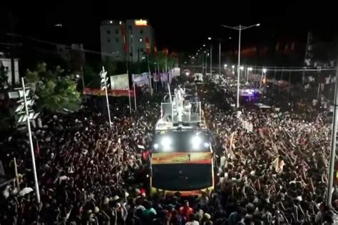 Tamil Nadu Stampede: বাড়ছে মৃতের সংখ্যা, দুর্ঘটনার পর মুখ খুললেন বিজয় ...