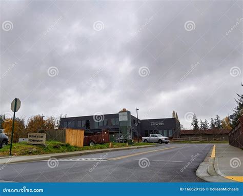 Exterior View of San Juan Island Brewery in Friday Harbor Editorial ...