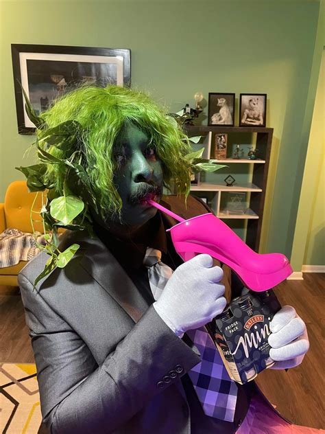 Old Gregg says “Have you ever drank Baileys from a shoe?” : r/Halloween ...