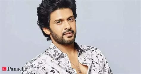 Telugu actor Navin Polishetty suffers an accident in the US, fractures ...