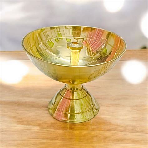 Brass Akhand Jyot Diya | Heavy Base Pooja Lamp – Malawala