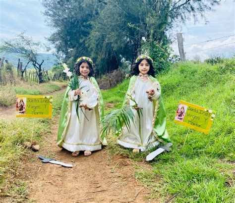 Santa Inés del cordero | Disfraces de santa, Disfraces bíblicos ...