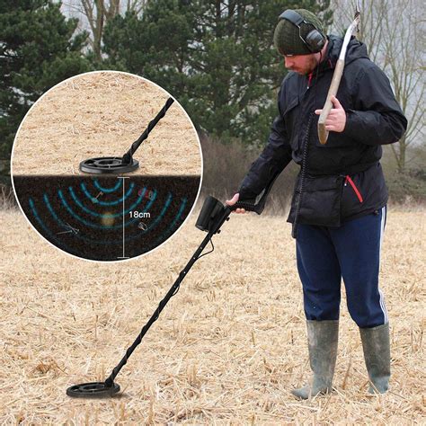 How to Use a Pinpointer Metal Detector 的图像结果